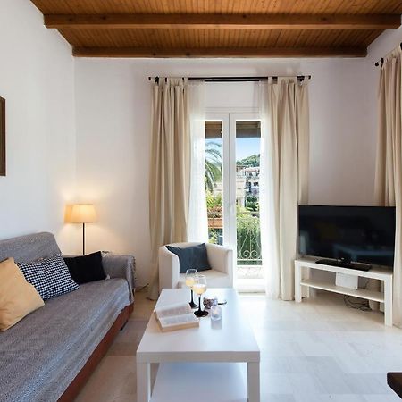 Tati Apartment Kassiopi Extérieur photo