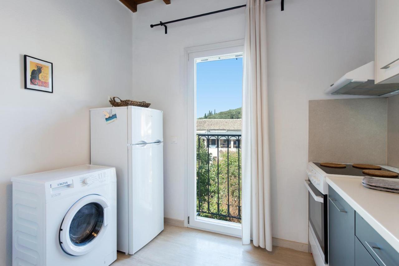 Tati Apartment Kassiopi Extérieur photo